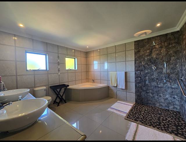 3 BEDROOM HOUSE FOR SALE IN SEAWARD ESTATES